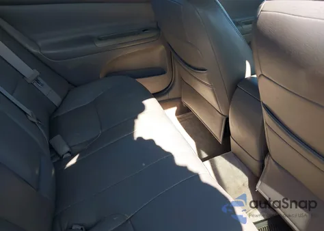 2004 Toyota Camry Le from USA, damaged, VIN 4T1BE32K74U353646